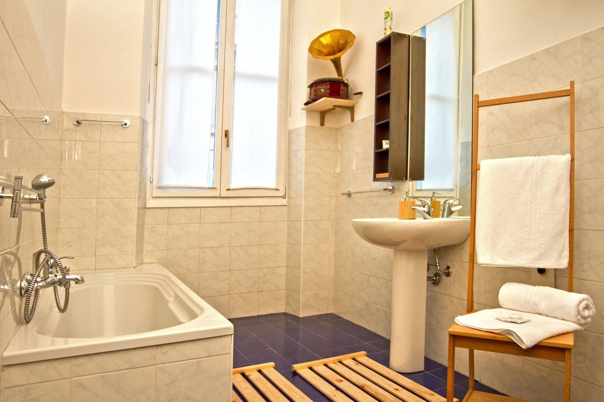 Innperfect Suite Milaan Buitenkant foto